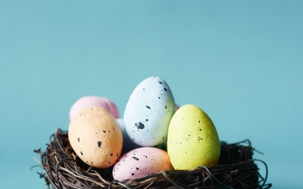 ostern-2024 Osterdekoration als Frühlingsgruß der Tischlerei holzArt 2024
